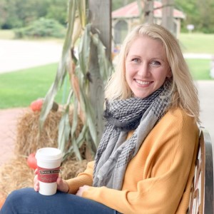 erin-hackbart-bio-300x300.jpg